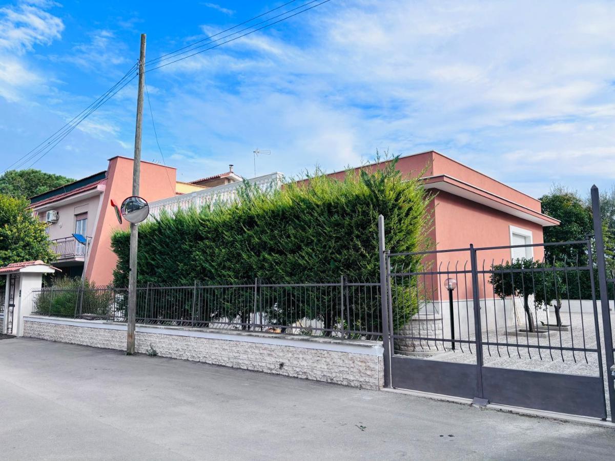 Villa Raffaele Trani Zewnętrze zdjęcie
