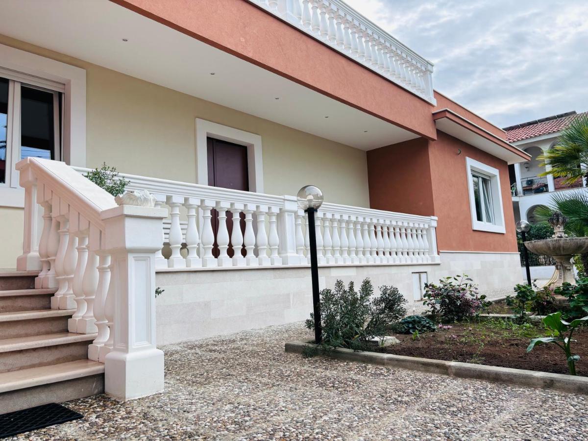 Villa Raffaele Trani Zewnętrze zdjęcie